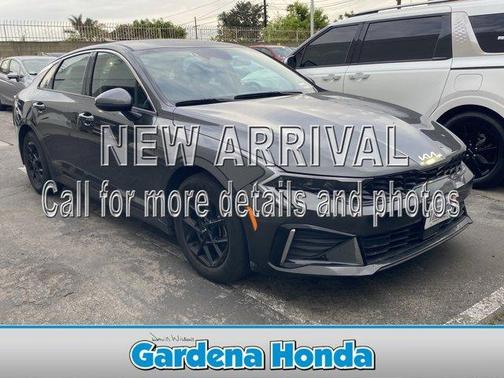 Gray 2025 Kia K5 LXS