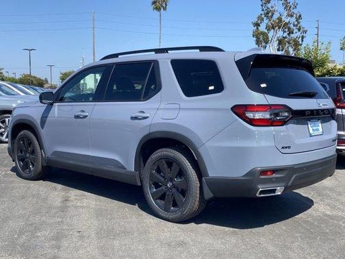 2025 Honda Pilot Black Edition