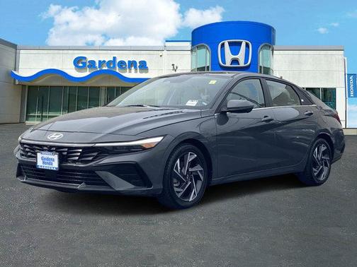 2024 Hyundai ELANTRA Limited