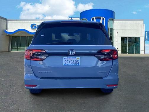2023 Honda Odyssey Sport