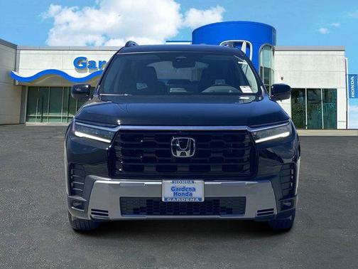 Crystal Black Pearl 2026 Honda Pilot Elite