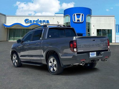 Modern Steel Metallic 2026 Honda Ridgeline RTL
