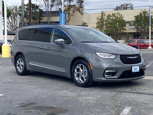 2022 Chrysler Pacifica Limited