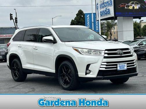 Blizzard Pearl 2019 Toyota Highlander XLE