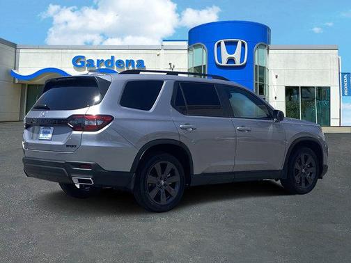 2025 Honda Pilot Sport