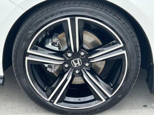 Platinum White Pearl 2025 Honda Accord Hybrid Sport