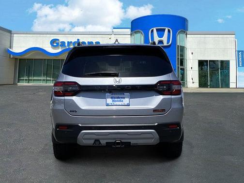 2023 Honda Pilot TrailSport