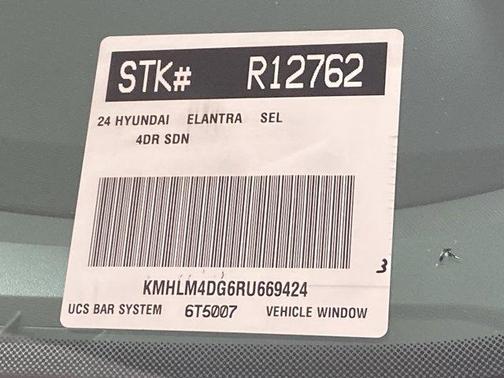 2024 Hyundai ELANTRA SEL