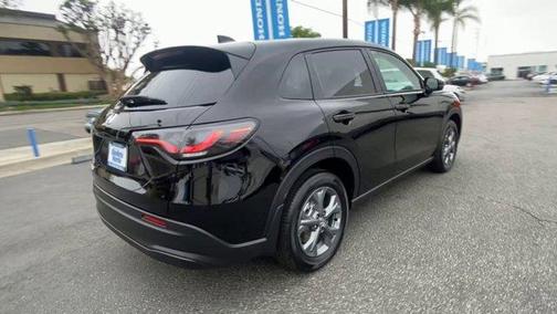 2026 Honda HR-V LX
