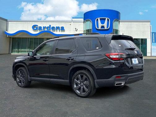 2025 Honda Pilot Sport