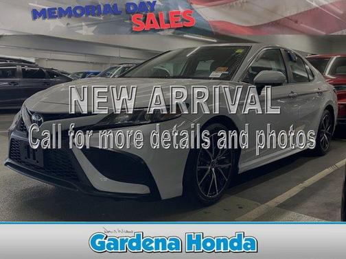 2022 Toyota Camry SE