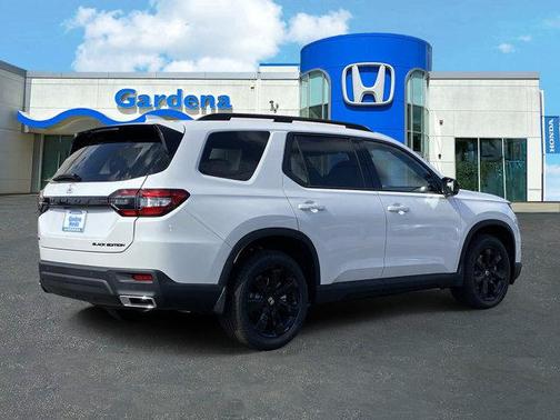 2025 Honda Pilot Black Edition