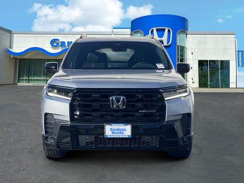 Solar Silver Metallic 2026 Honda Pilot Black Edition