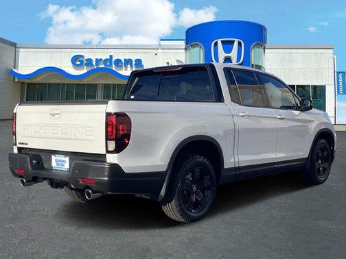 2026 Honda Ridgeline Black Edition