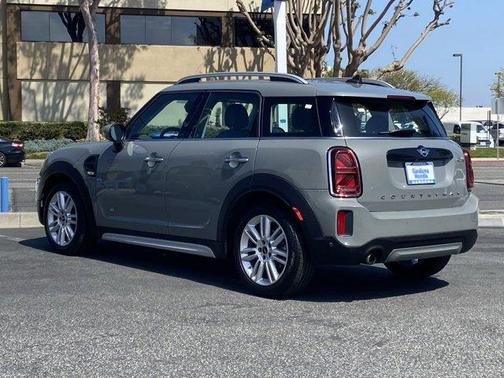 2022 MINI Countryman Oxford Edition