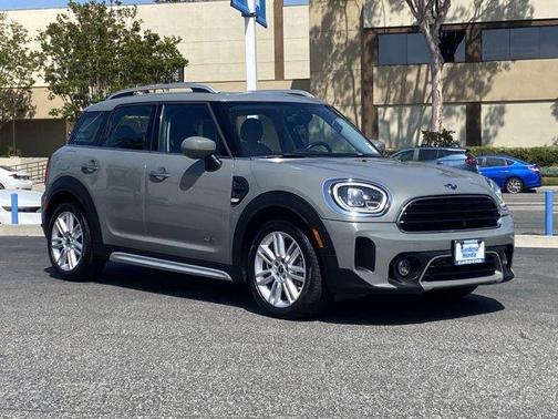 2022 MINI Countryman Oxford Edition