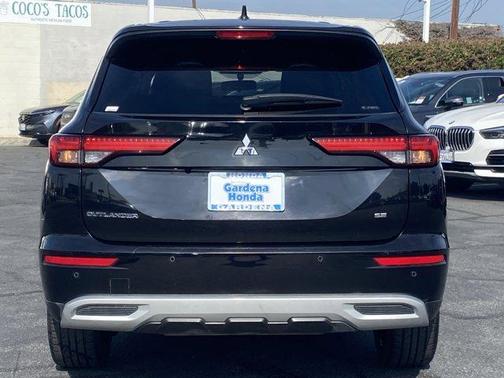 2024 Mitsubishi Outlander SE