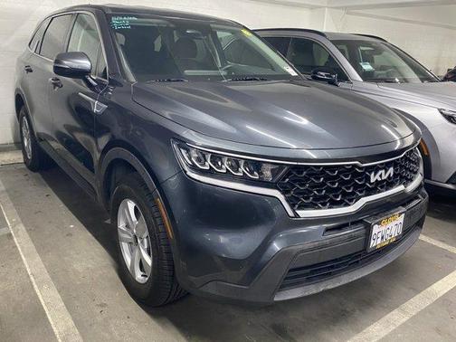 2023 Kia Sorento LX