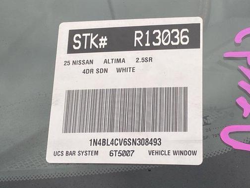 Glacier White 2025 Nissan Altima SR