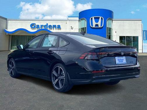 Crystal Black Pearl 2026 Honda Accord Hybrid Sport