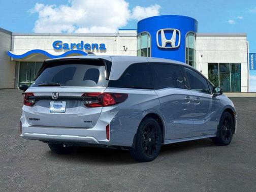Sonic Gray Pearl 2026 Honda Odyssey Sport-L