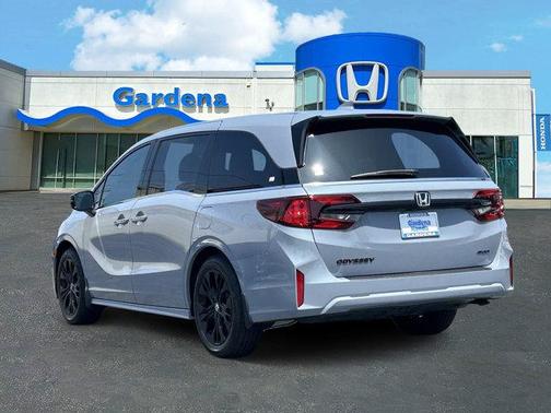 Sonic Gray Pearl 2026 Honda Odyssey Sport-L