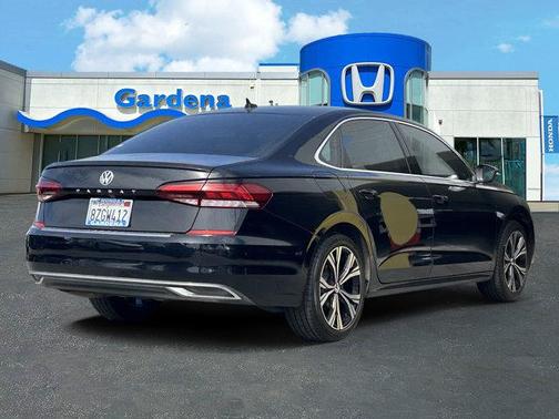 2022 Volkswagen Passat 2.0T SE