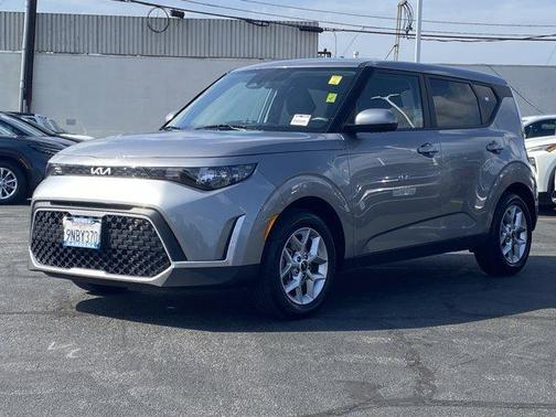 2024 Kia Soul LX