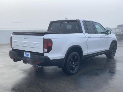 2025 Honda Ridgeline Black Edition