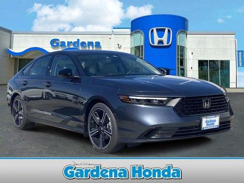 Meteorite Gray Metallic 2026 Honda Accord SE