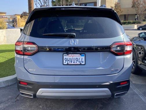 2023 Honda Pilot Elite