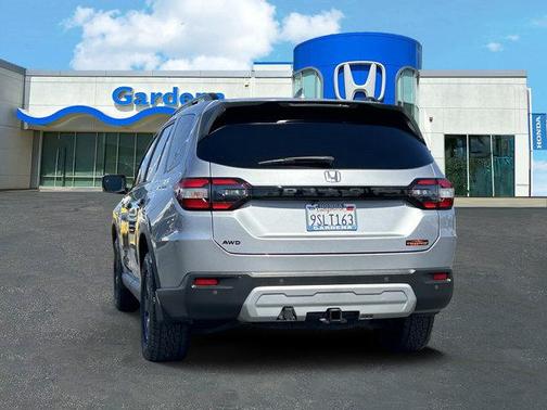 2025 Honda Pilot TrailSport