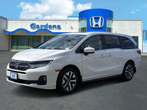 Platinum White Pearl 2026 Honda Odyssey EX-L