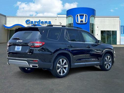 2025 Honda Pilot Elite