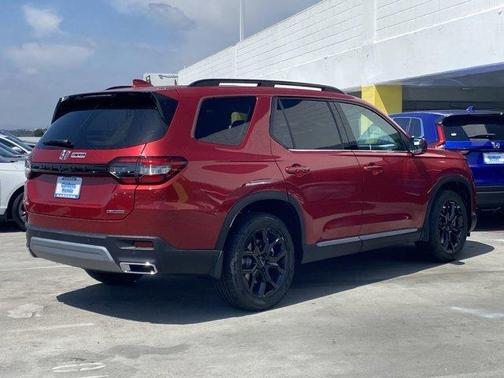2025 Honda Pilot Touring+