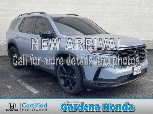 Sonic Gray Pearl 2025 Honda Pilot Black Edition