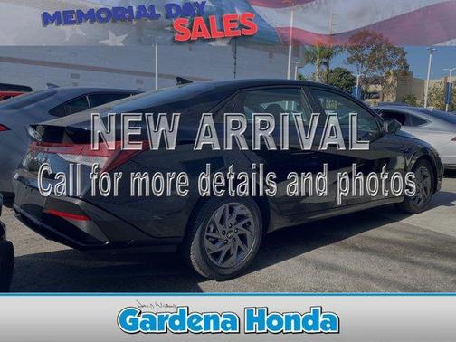 2024 Hyundai ELANTRA SEL