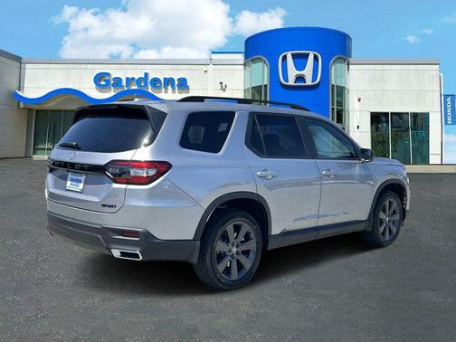 2025 Honda Pilot Sport