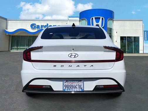 2023 Hyundai SONATA SE