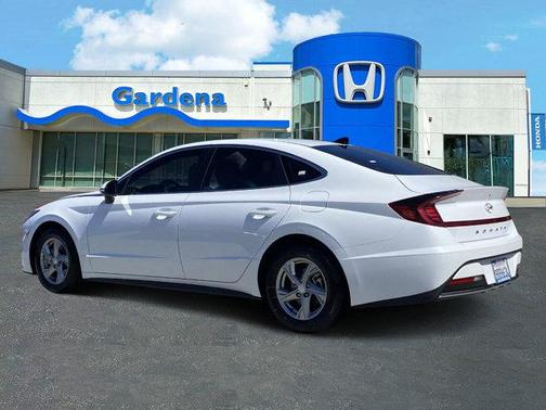 2023 Hyundai SONATA SE