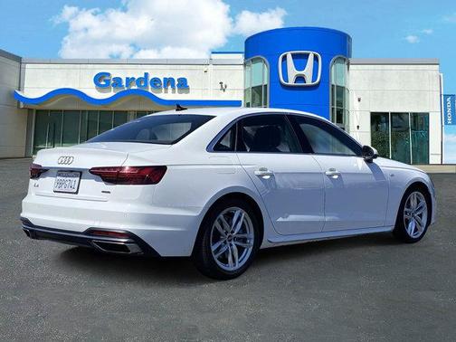 2022 Audi A4 45 S line Premium Plus