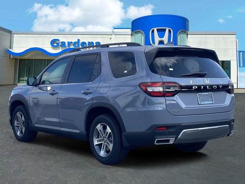 Sonic Gray Pearl 2026 Honda Pilot EX-L