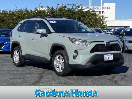 2021 Toyota RAV4 XLE