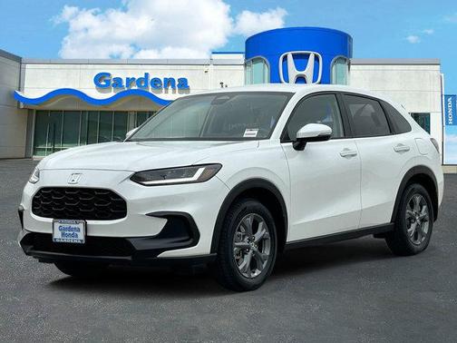 Platinum White Pearl 2027 Honda HR-V LX