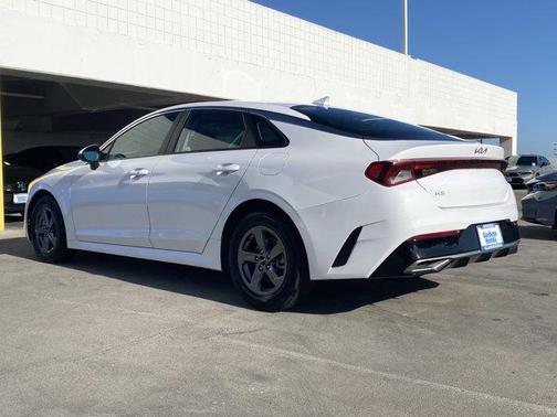2023 Kia K5 LXS