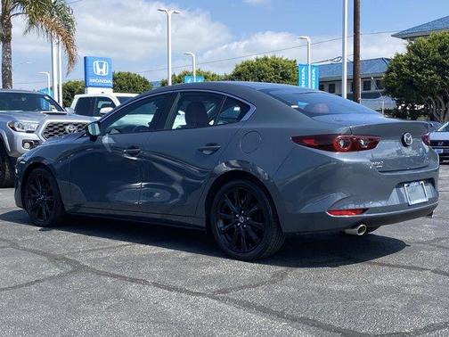 2024 Mazda Mazda3 2.5 S Carbon Edition