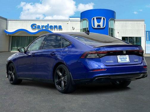 Still Night Pearl 2025 Honda Accord Hybrid Sport-L