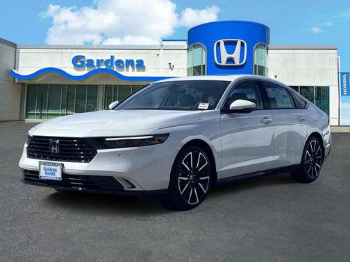 Platinum White Pearl 2026 Honda Accord Hybrid Touring