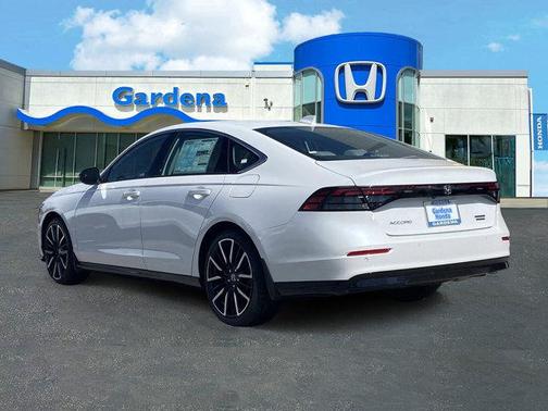 Platinum White Pearl 2026 Honda Accord Hybrid Touring