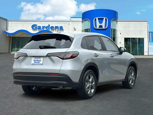 Solar Silver Metallic 2027 Honda HR-V LX